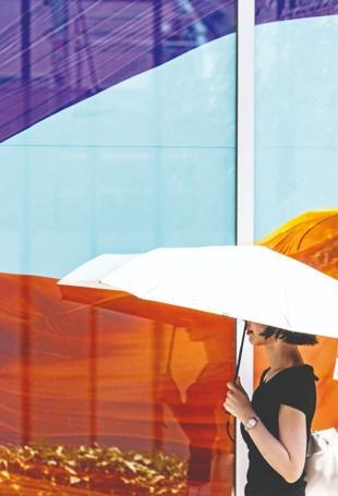 Heat-related hospital cases reach record high in Tokyo