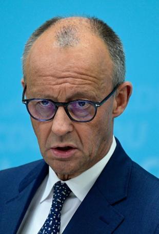 Germanys Merz completes chaotic cabinet reshuffle
