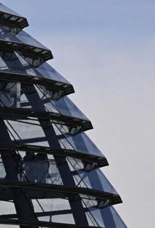 German economy grows slightly despite Mideast war