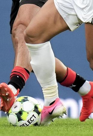 Fenerbahçe, Beşiktaş advance in European qualifying rounds