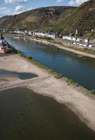Low water on Germanys Rhine river threatens new blow to economy