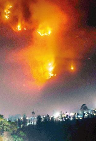 Schools remain closed as Indonesia battles wildfires