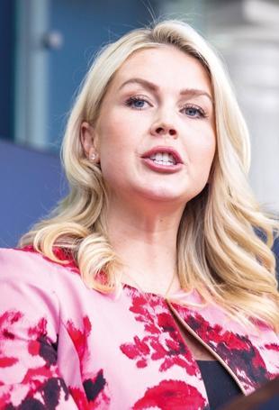 Trump’s spokesperson Leavitt to step down