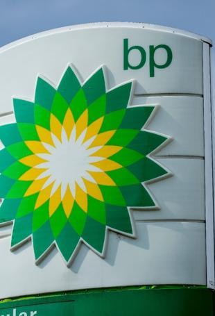 Venezuela inks gas deals with BP, two other foreign companies