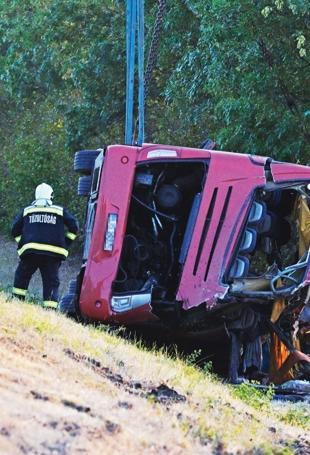 12 killed as Polish bus overturns in Hungary