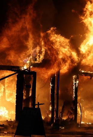 Strikes kill 12 in Russia and Ukraine