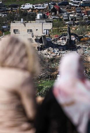 Western nations condemn Israeli settlement plan in West Bank