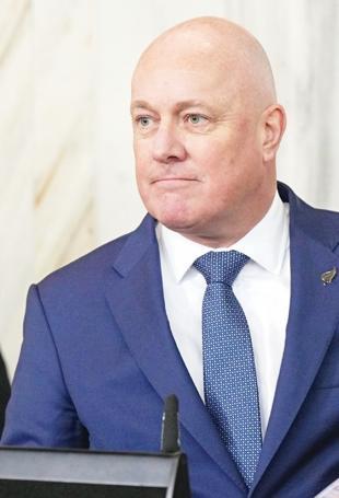 New Zealand moves to ban social media for under-16s