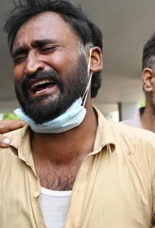 Pakistan hospital fire kills 14 infants