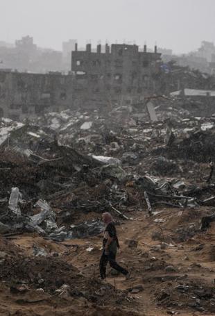 4 Palestinians killed in fresh Israeli attacks in Gaza despite ceasefire