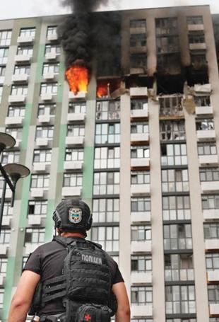 Zelensky warns airlines Russian skies not safe
