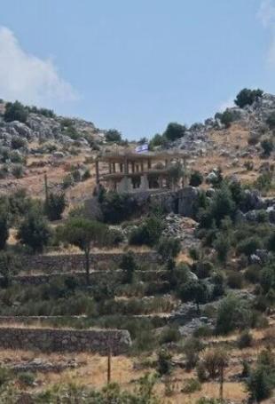 Israel mulls new 4-kilometer security zone in southern Lebanon