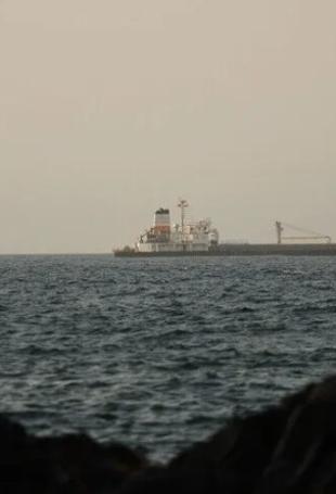 Iran retaliates after US strikes oil tankers