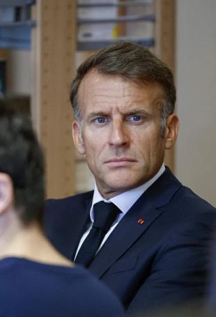 France submits new proposal to ban social media for under-15s