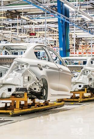 Auto output falls 7.3 pct in first eight months
