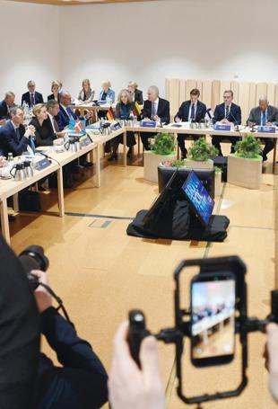 Leaders urge EU to boost Arctic role to tackle Russia ‘threat’