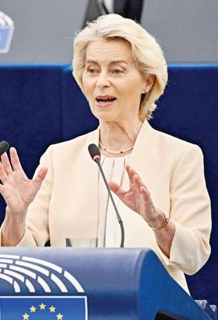 EU chief calls for NATO-like EU security mechanism