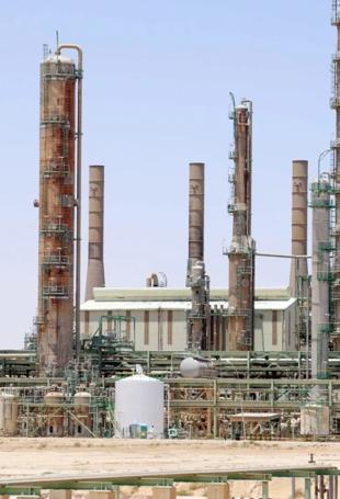 Libya oil pipeline reopens after being blocked by armed group