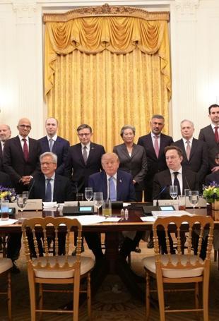 Tech leaders sign AI self-regulation pledge