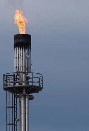 Spain caps gas tariff rises, extends fuel tax cuts
