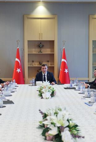 Türkiye’s Fund Coordination Board reviews payment schedule