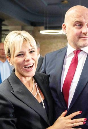 Pro-Europe Latvian PM wins elections