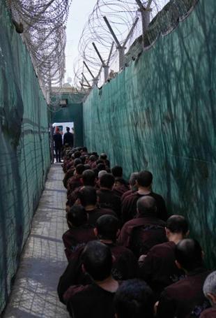 Iraq rejects Syrian request over suspected ISIL detainees