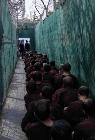 Iraq rejects Syrian request over suspected ISIL detainees