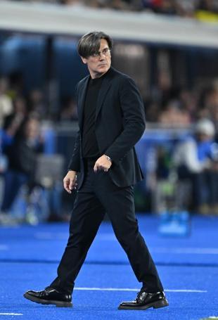 TFF sacks Montella as five board members resign