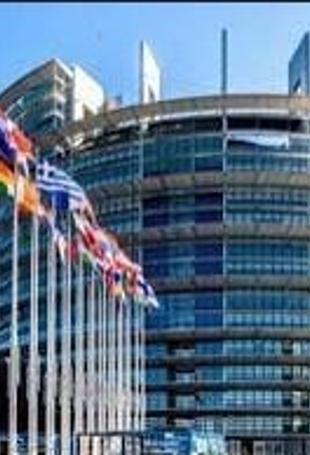 EU seeks budget deal with smaller plan