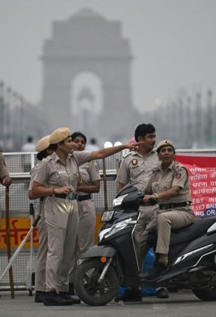 India detains top ‘cockroach’ leaders