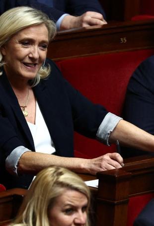 Le Pen looms large as Macron enters final months on EU stage