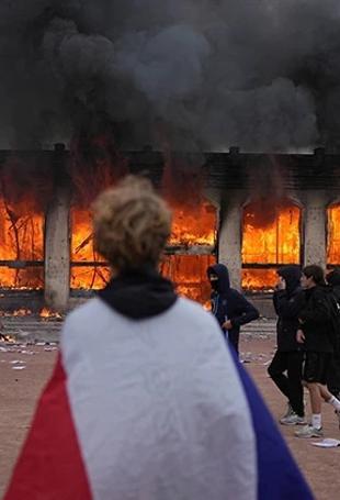 European stocks retreat as France violence spreads