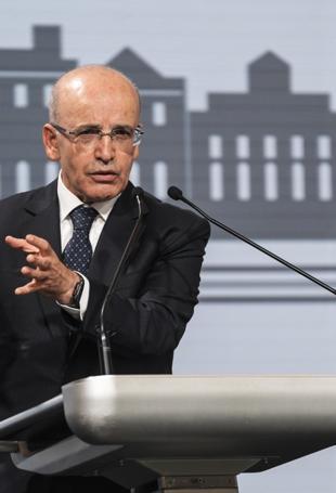 Low debt helps economy withstand shocks: Şimşek