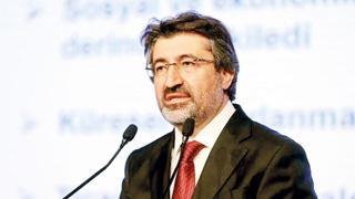 Ziraat Bankası Genel Müdürü Alpaslan Çakar, yılın ilk çeyreğinde 32.7 milyar TL’lik net kâr elde ettiklerini açıkladı.