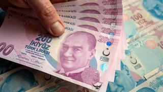 Kur korumalı TL mevduat ve katılma hesaplarındaki düşüş devam etti.