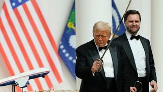 ABD Başkanı Donald Trump, 1 Ağustos tan itibaren bakır ithalatına yüzde 50 gümrük vergisi uygulanacağını bildirdi.

