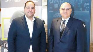 RAZI gelmek, gelişimin ya da iyileşmenin en büyük düşmanı. Memnun olmadığınız bir durumu kabullendiğinizde, duvarları kendiniz örmüş oluyorsunuz. Habitat Derneği’nin Infakto RW ortaklığıyla gerçekleştirdiği Gençlerin İyi Olma Hali Raporu 2025 sonuçları, ‘ev gençleri’nin bu duvarlara giderek daha fazla taş koyduğunu gösterdi.