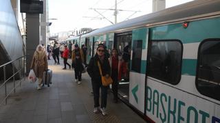 Ulaştırma ve Altyapı Bakanı Abdulkadir Uraloğlu, 12 Nisan 2018’de modernize edilerek yeniden hizmete açılan Başkentray’ın 8 yılda 140,3 milyon yolcuya hizmet verdiğini açıkladı. Uraloğlu, Başkentray projesi ile metro standardında banliyö işletmeciliği yapılarak günde ortalama 76 bin yolcuya hizmet verildiğini kaydetti.