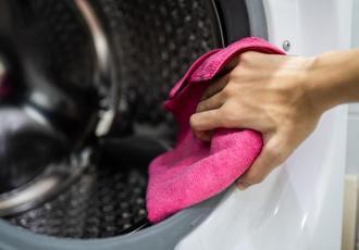 Çamaşır makinesi kokusu nasıl temizlenir?