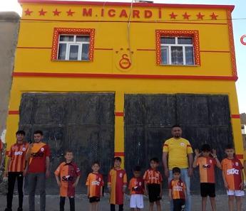 Galatasaray ve Mauro Icardi sevgisini evine yansıttı... "Icardi'yi Diyarbakır'a, köyümüze bekliyorum"