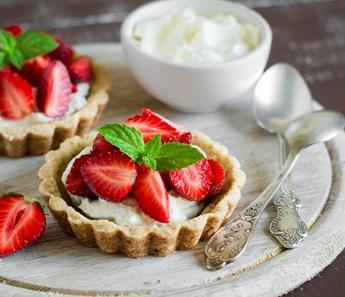 Çilekli mini tart tarifi