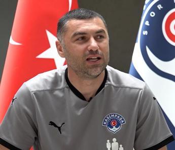 Burak Yılmaz'dan Osimhen açıklaması: Sezona damga vurdu