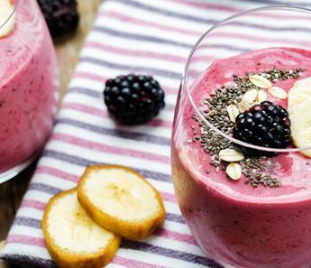 Probiyotikli karadutlu smoothie tarifi