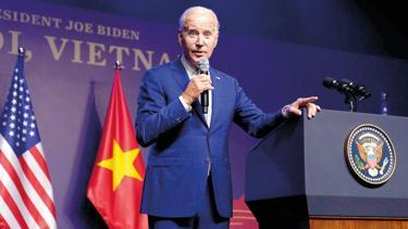 Demokratlar panikledi: Biden seçim kaybettirebilir