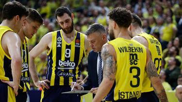 Fenerbahçe, Bursasporun play-off hayallerini bitirdi