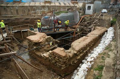 Digs unearth riches of Istanbuls Land of the Blind