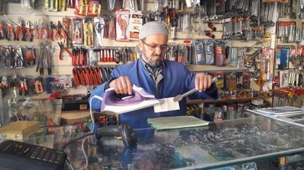 Turks find unusual ways to prevent being infected with coronavirus