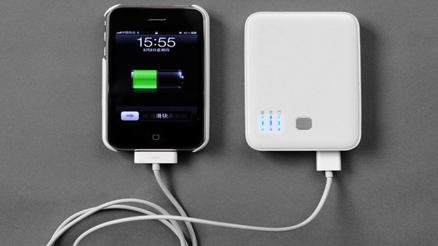 Taylandda uçaklarda şarj aleti yasağı