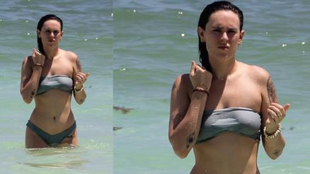 Arkadaşlarıyla tatilde